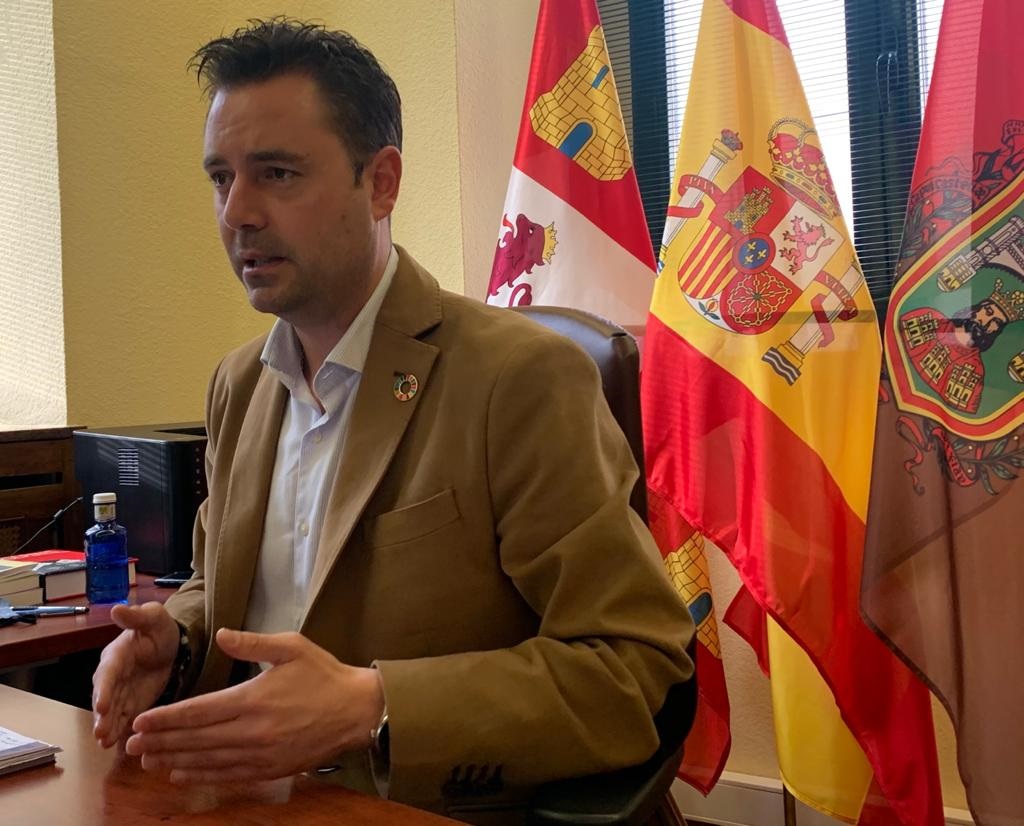 El alcalde de Burgos pide a la Junta seguridad jurídica para resolver contratos por causa de la pandemia